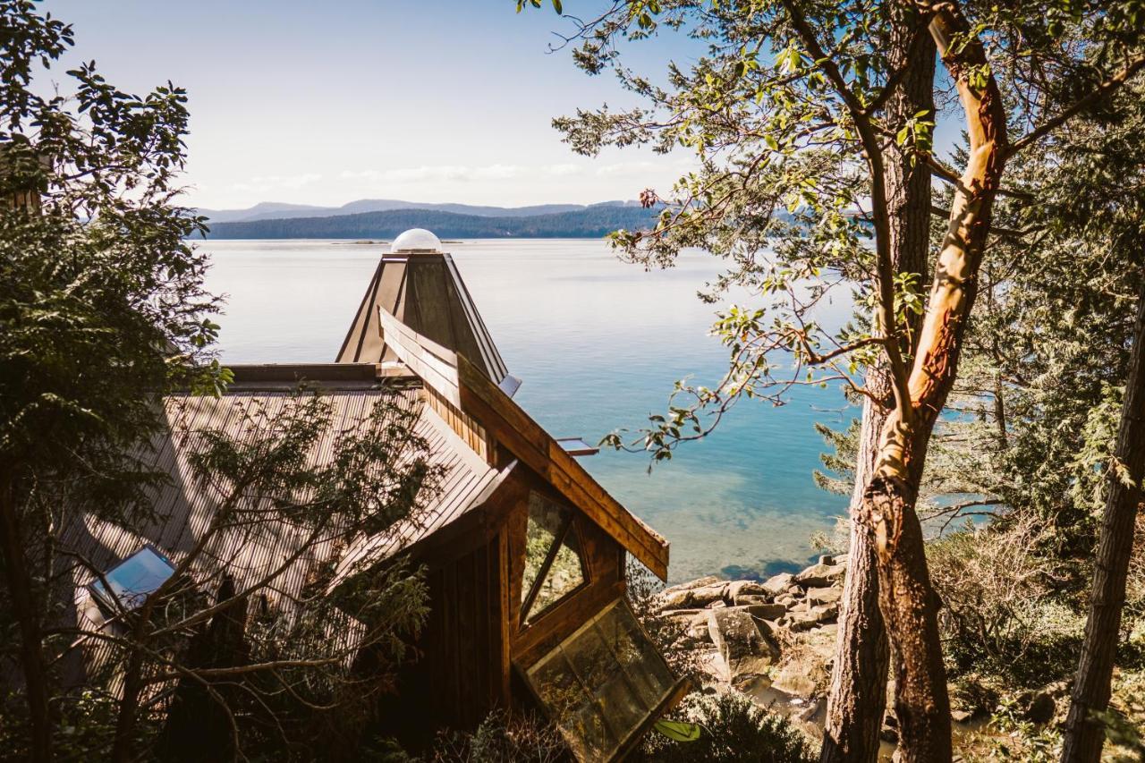 Serenity By The Sea Retreats Montague Harbour Экстерьер фото