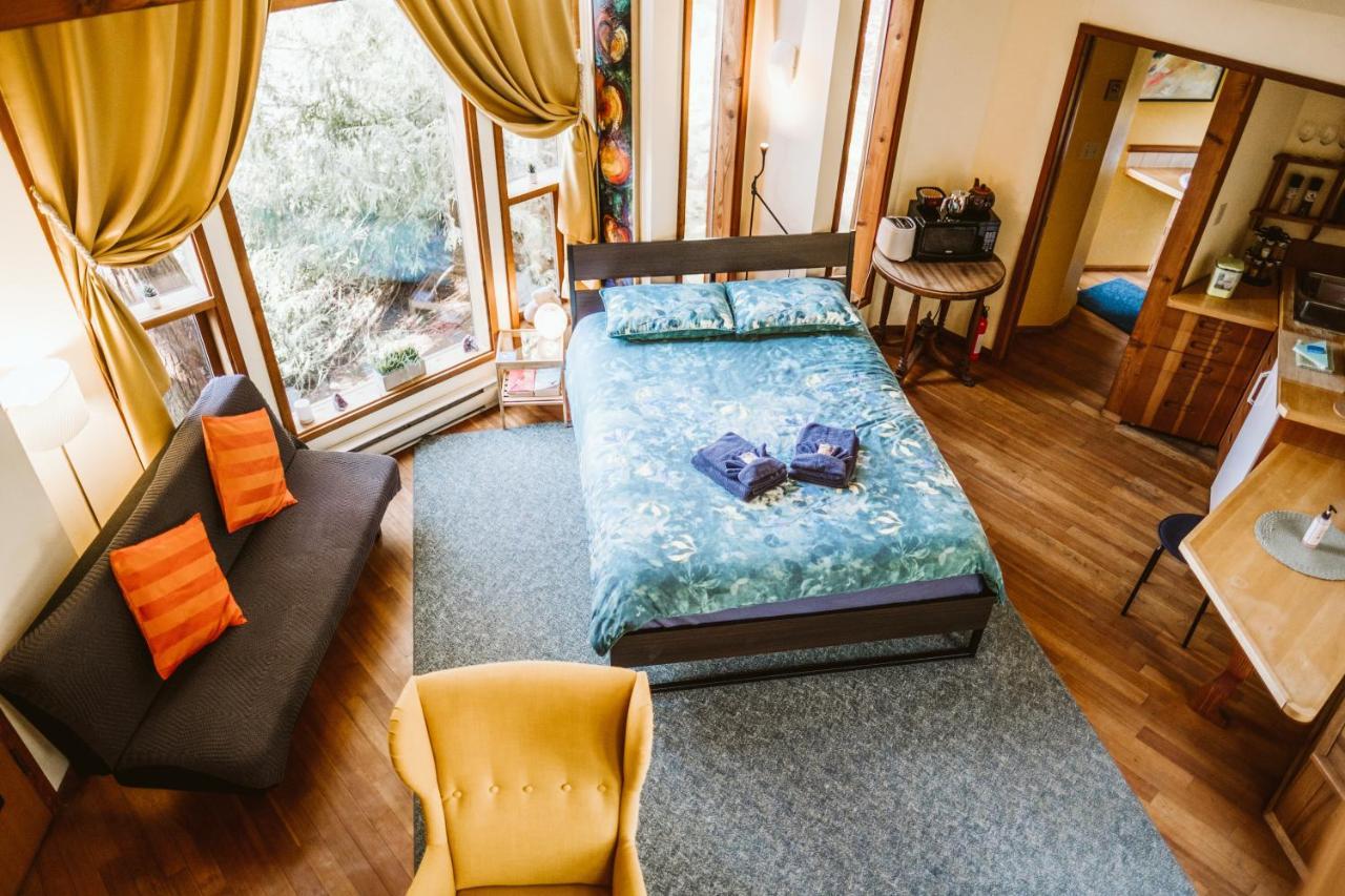 Serenity By The Sea Retreats Montague Harbour Экстерьер фото